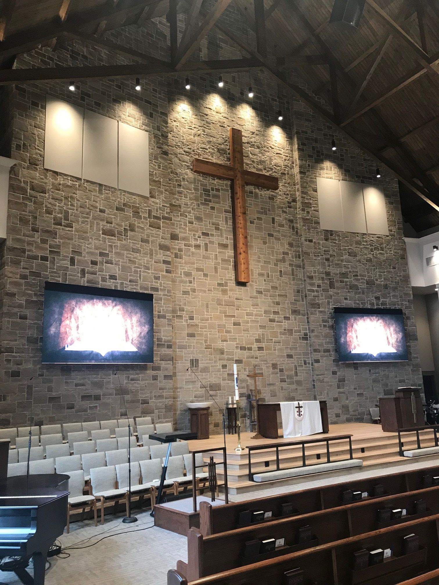 Advent Church - Oldcastle